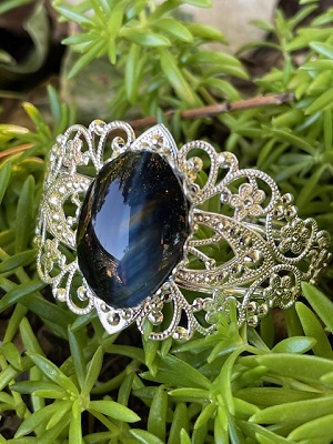 Elegant Stone Cuff Bracelets